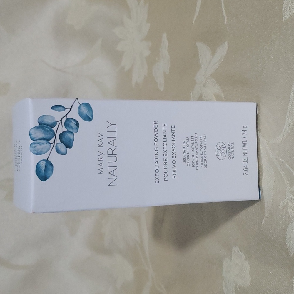 Mary Kay Naturally powder